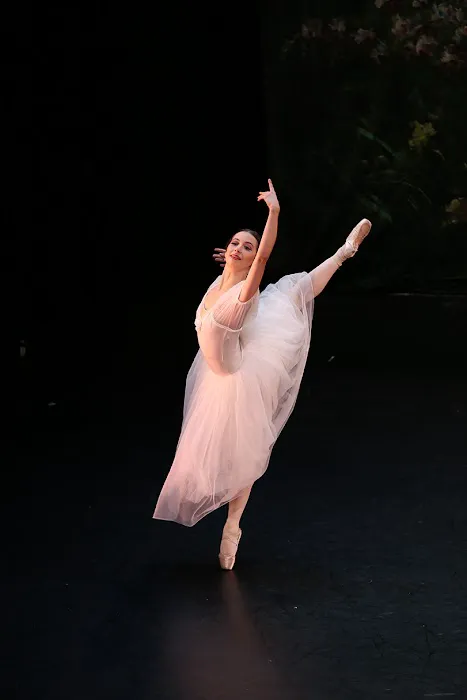 Queens School of Ballet Picture 7