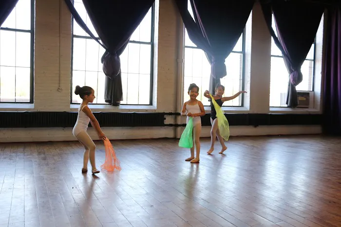 Queens School of Ballet Picture 8