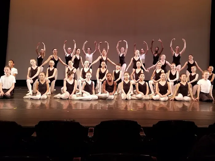 Long Island City School of Ballet Picture 9