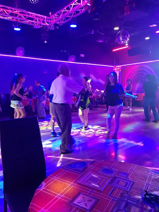HV Dancing Picture 2