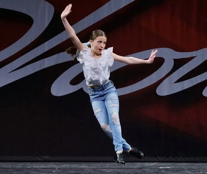 Moves & Motions School of Dance Picture 7
