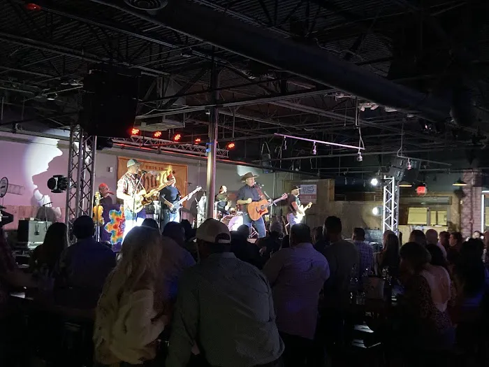 Rowdys Dance Hall Picture 8