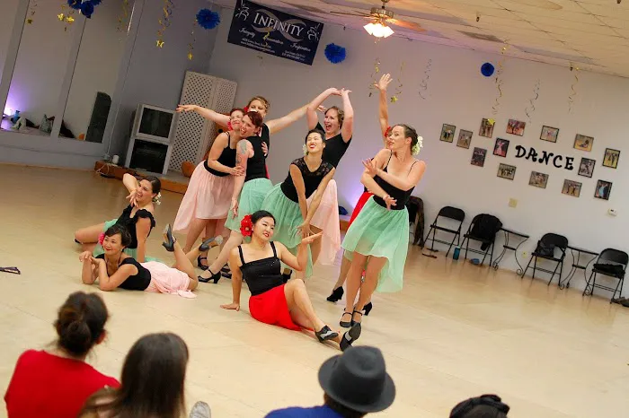 First Saturday Swing Picture 7