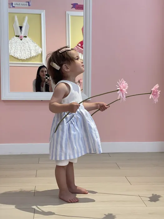 Tutu School Long Island City Picture 7