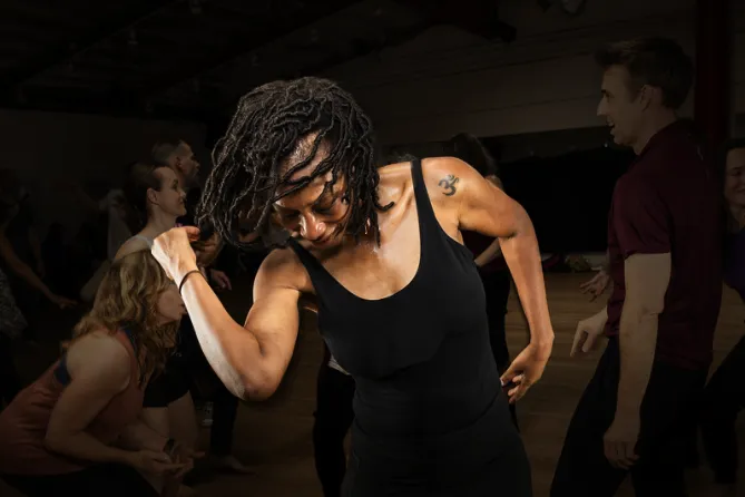 Deep Dance Picture 10