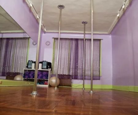 Brooklyn's Finest Pole Dancing Studio