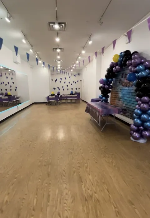 Light Everything Dance Complex Picture 5