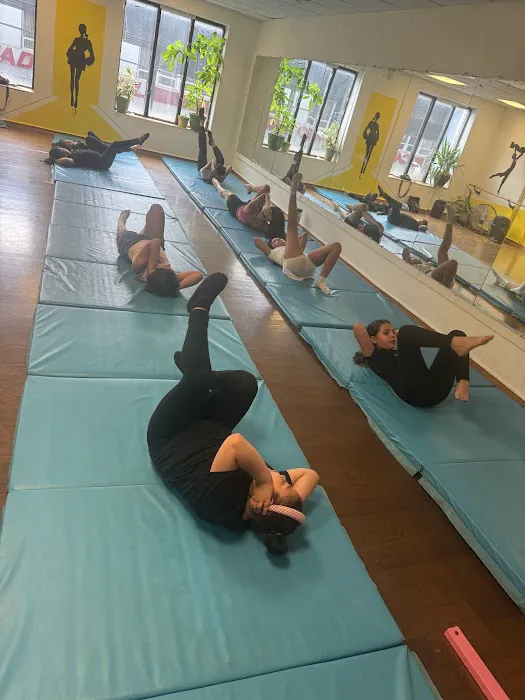 Super Star Dance Studio Picture 4