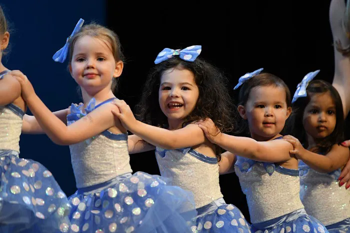 Dance with Miss Rachel - UES Picture 4