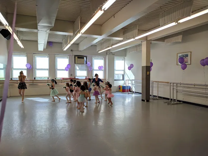 Ballet Academy East Picture 9