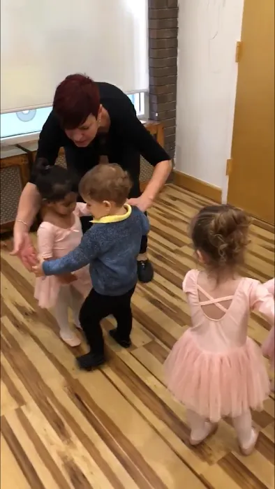 Dancing with Mi Picture 2