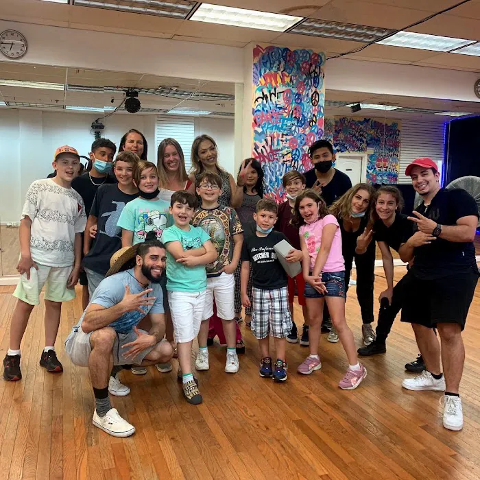 Dynasty Breaking NYC Picture 3