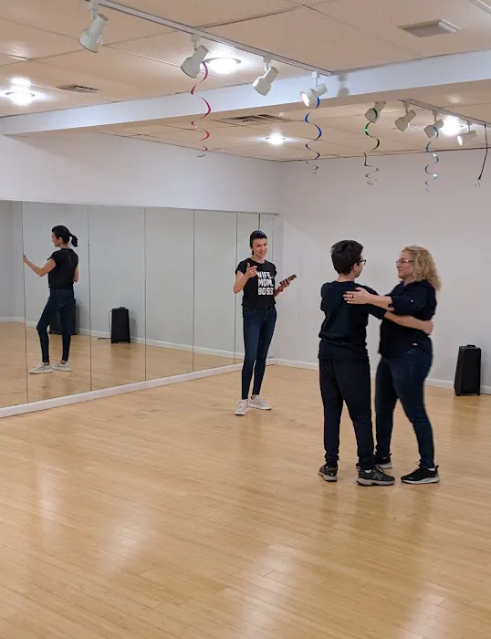 TG Dance studio Picture 1