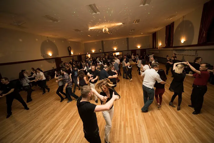 The Dancing Fools Picture 3