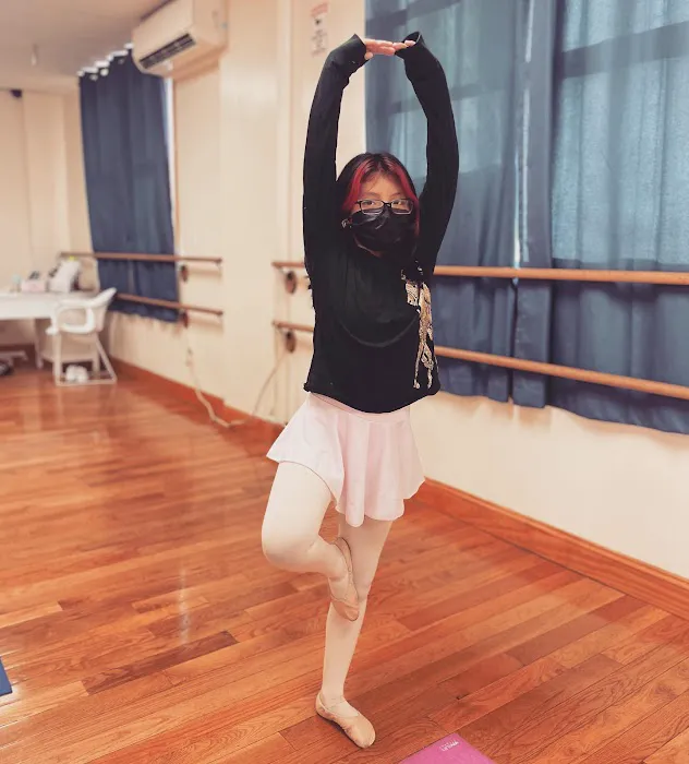 Ballet Factory Picture 4