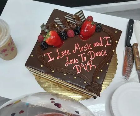 D&R ESCUELA DE BAILE