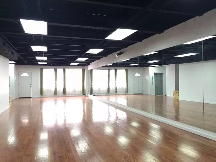Jenny Dance Studio/ 舞蹈学校 Picture 1