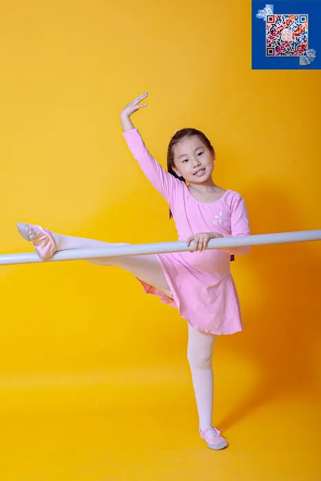 Circle Dance Picture 4
