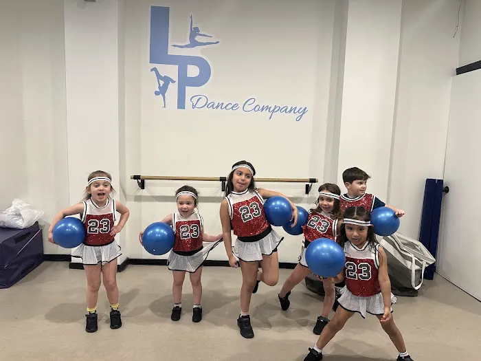 LP Dance Company Picture 7