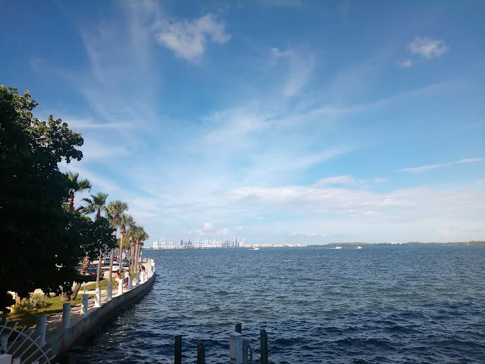Brickell Bay Hall Picture 1