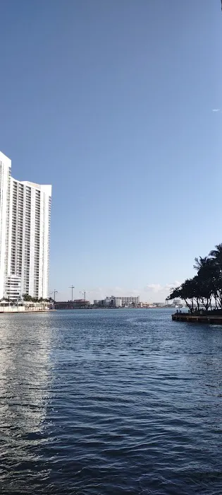 Brickell Bay Hall Picture 3