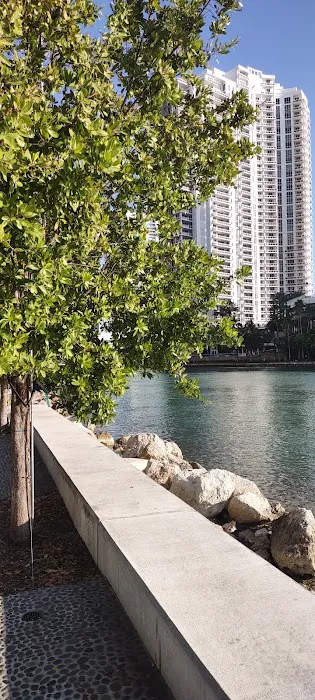 Brickell Bay Hall Picture 9