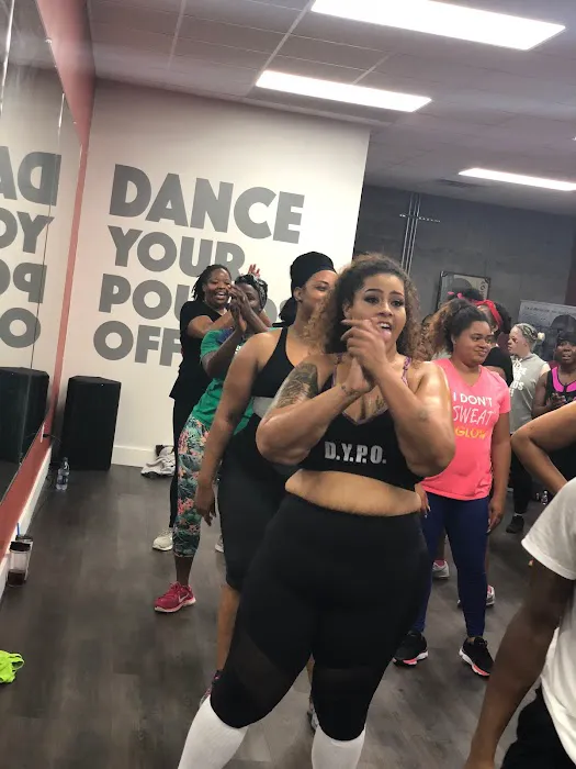 Dance Your Pounds Off Studio Picture 6