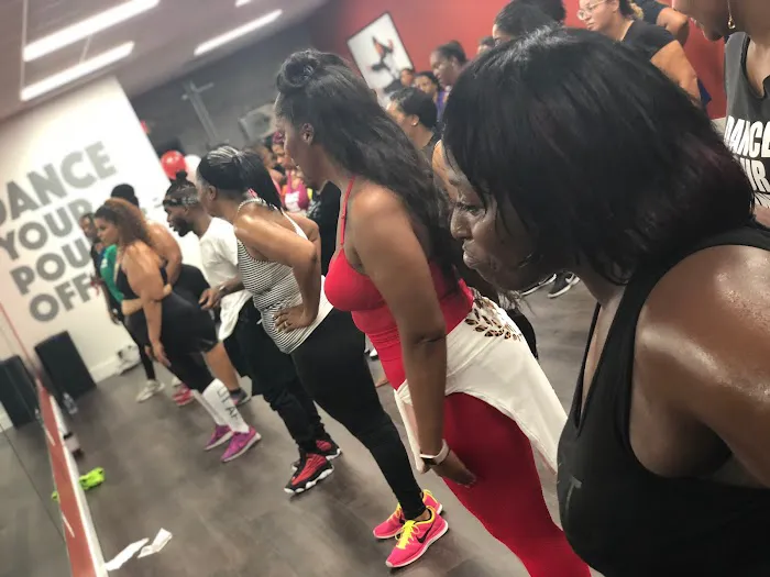 Dance Your Pounds Off Studio Picture 8