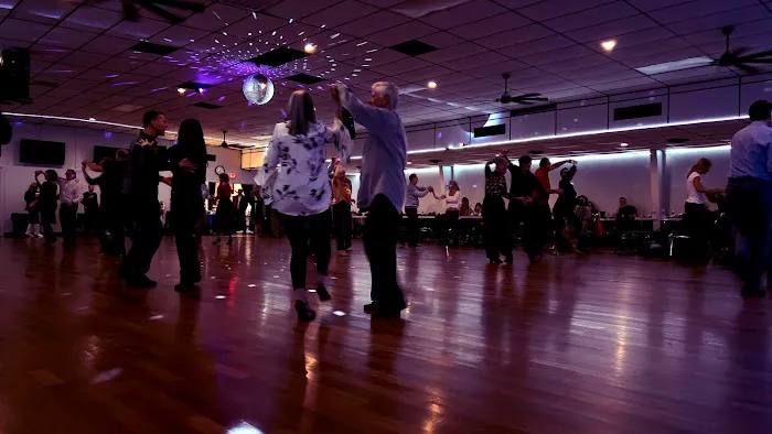 CLUB 201 Dance Picture 2