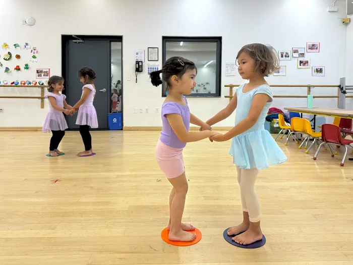 Ballet Hispánico & The Ballet Hispánico School Picture 5