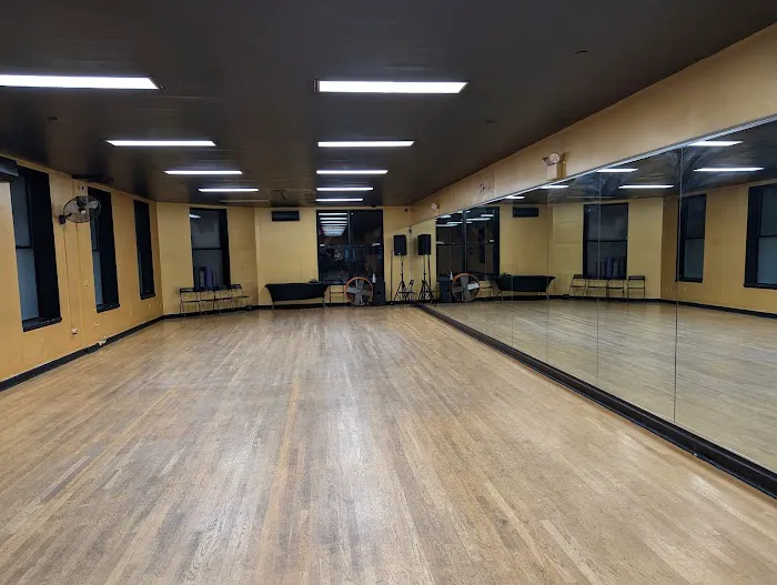 Zafire Salsa Dance School Picture 1