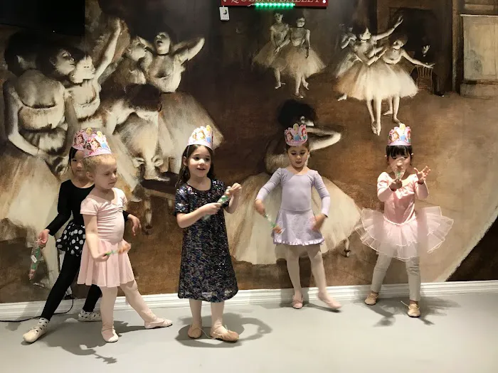 Queens Ballet Center Picture 4