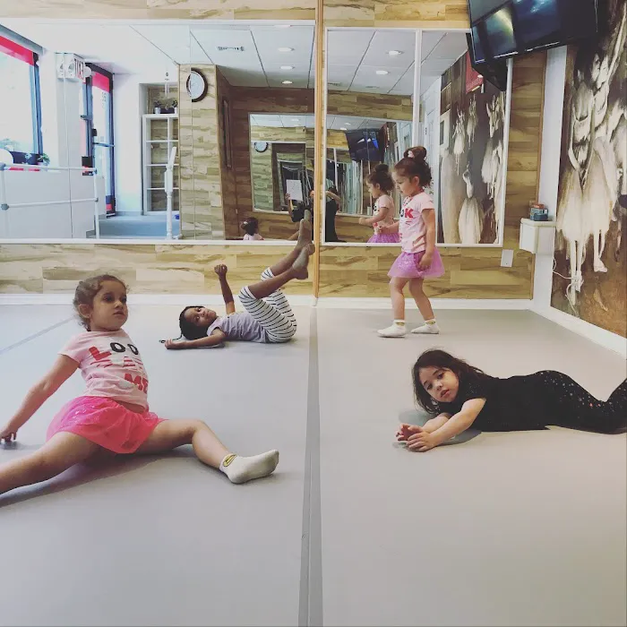 Queens Ballet Center Picture 9