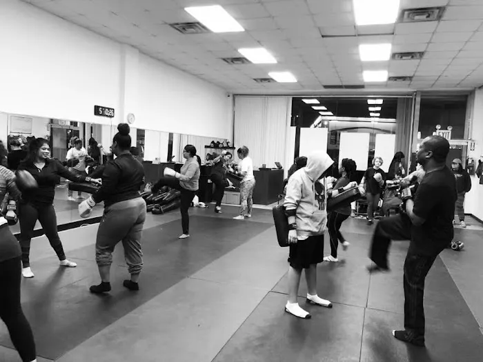 Ozone Park Try Kickboxing & Zumba Now Picture 9