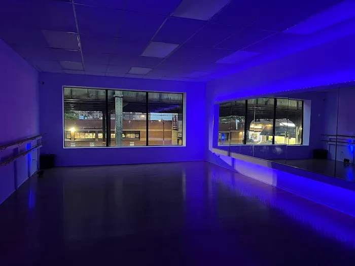iDance Studio Picture 6