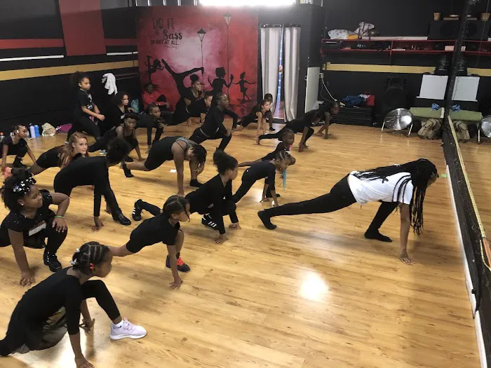 MCDC- Miss Cheryls Dance Company Picture 3