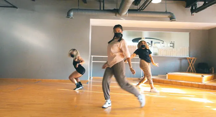 Real Rhythm Dance and Fitness Picture 3