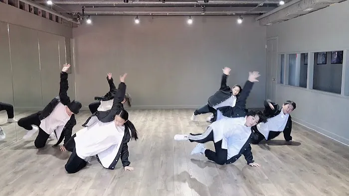 AKF Dance Studio Picture 3