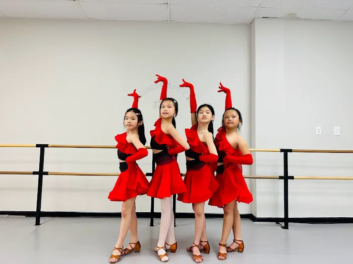 Flushing Dance Club Picture 2