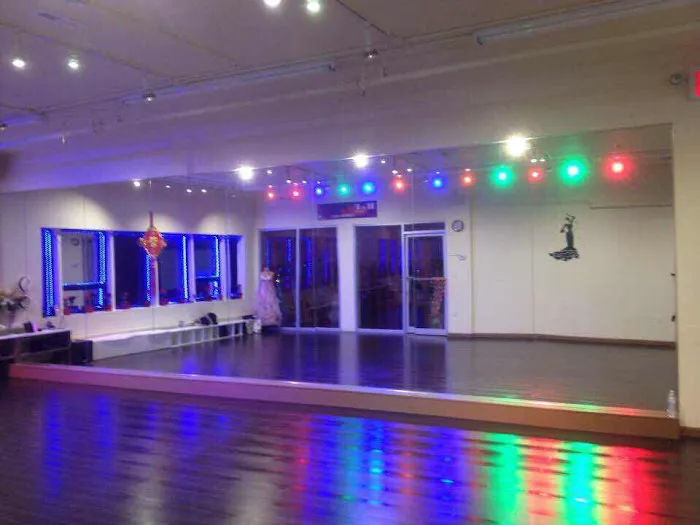 Flushing Dance Club Picture 4