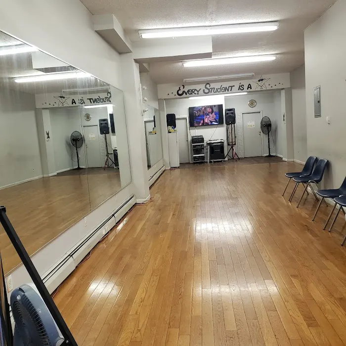Jenn's Studio I Picture 6