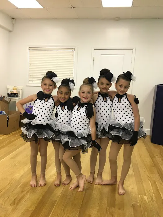 Danielle Peyton Dance Company Picture 1