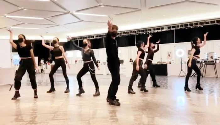 Royal Dance Studio Picture 5