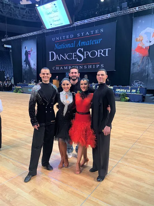 Basic Ballroom Dance Studio Picture 4