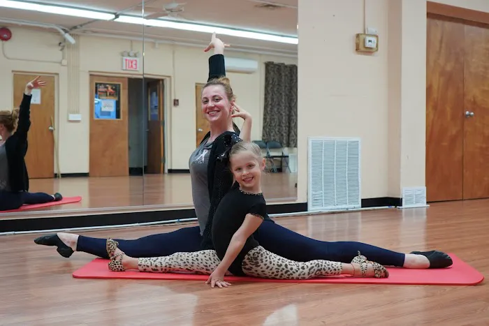 Basic Ballroom Dance Studio Picture 9