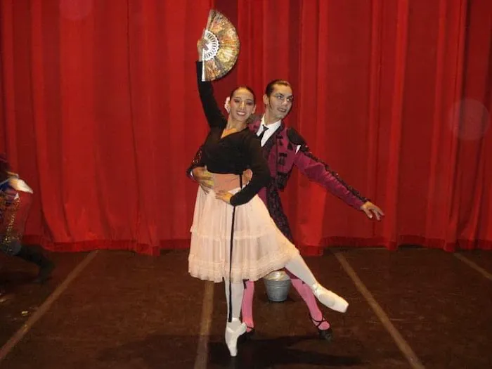 J'Dance Picture 7