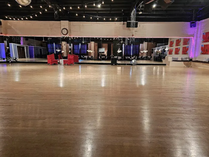 Starlight Dance Center Picture 2