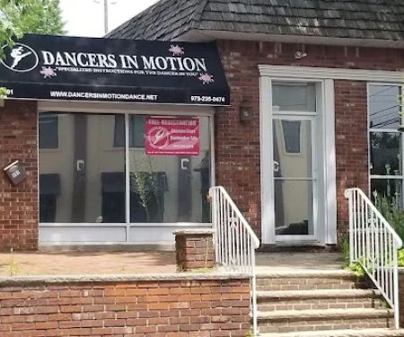 Dancers In Motion