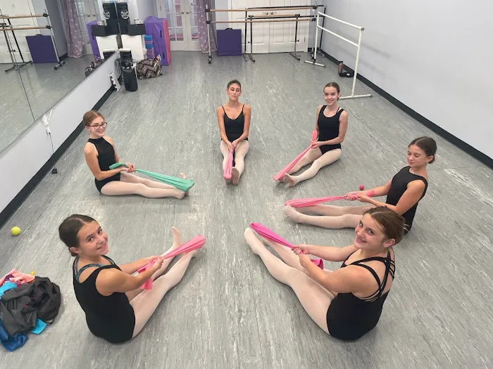 Starz Performing Arts Academy Picture 1