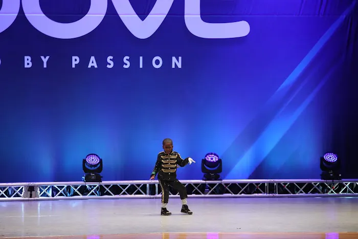 X-Quisite House of Dance Picture 6